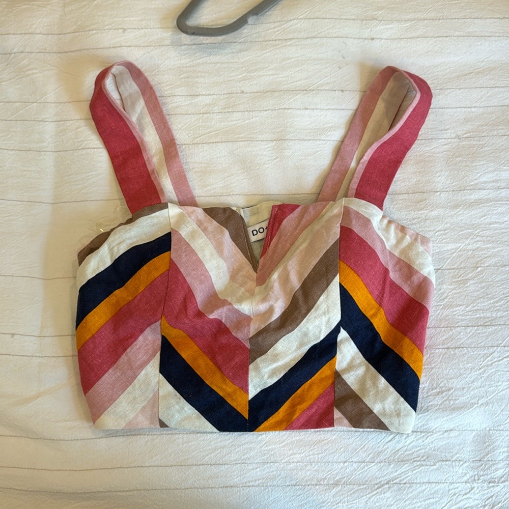 Do + be with tags, top cropped